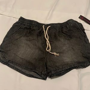 Womens black jean like stretch top with tie shorts